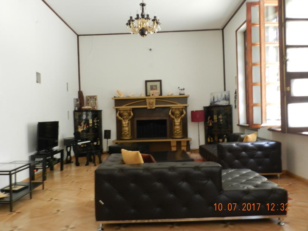 Room 404 Guest House Tbiliszi Kültér fotó